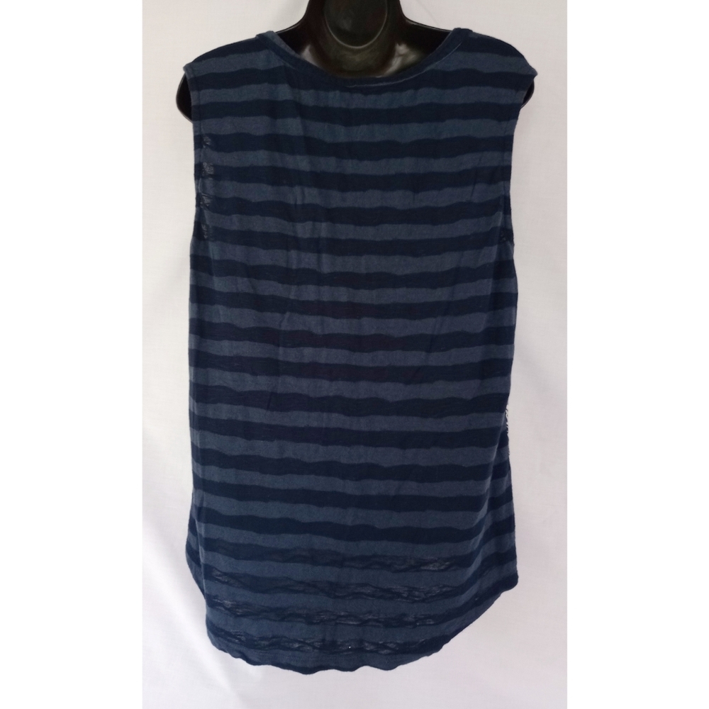 Lucky Brand▪️Chevron & Stripe Sleeveless Top - Picture 3 of 6